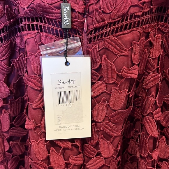 NWT Bardot Halter Lace Dress - Picture 5 of 5
